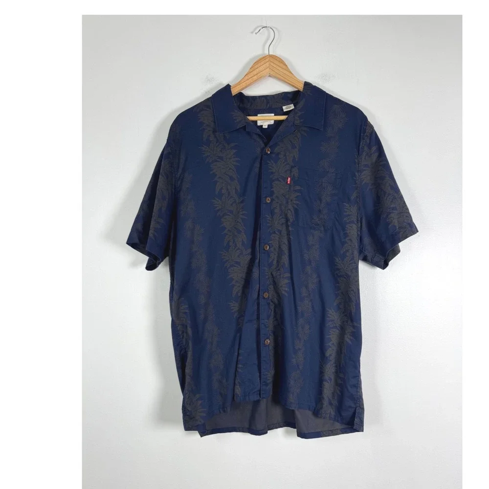 Tropical Levi's Mens XL Button Down Shirt Navy Blue Palm Leaf Short Sleeve Camp